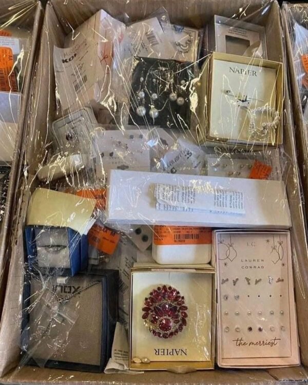 Jewelry Liquidation Pallets - Image 2