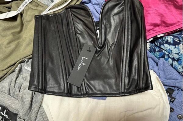 Lulus Women's Assorted Apparel Pallets - Image 3